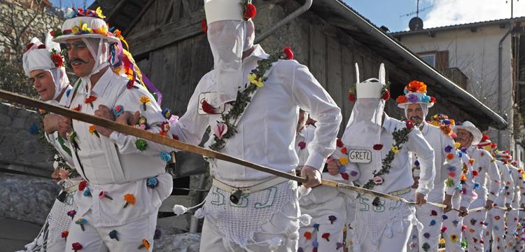 Traditionale corsa degli Zussl