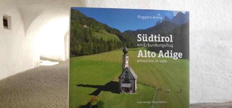 büchertipps-titelbild-südtirol-ein-erkundungsflug-ruggero-arena