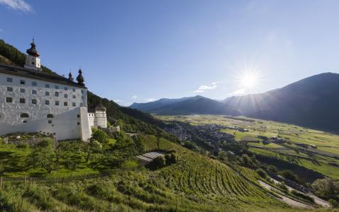 sehenswürdigkeiten-kloster-marienberg-vinschgau-fb[2]