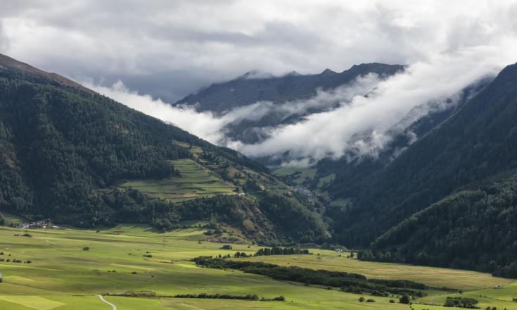 landschaft-planeil-tal-vinschgau-fb