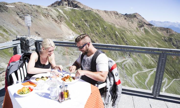 Tour Motoalps alla scoperta del gusto