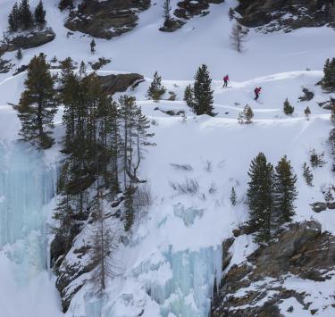 eisklettern-wasserfall-vinschgau-fb