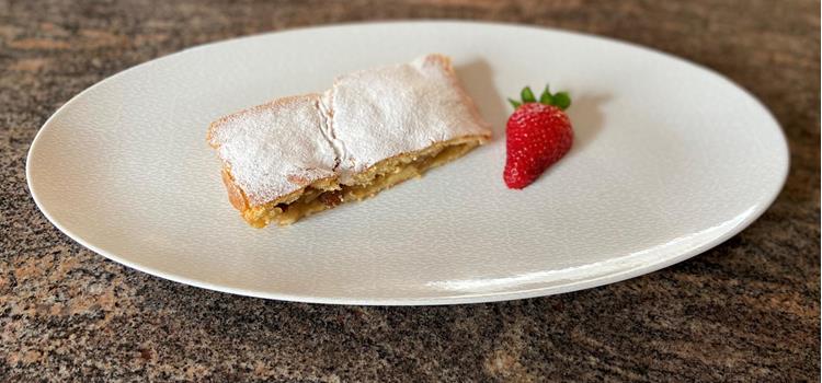 apfelstrudel-mit-muerbteig-andrea-nischler-4
