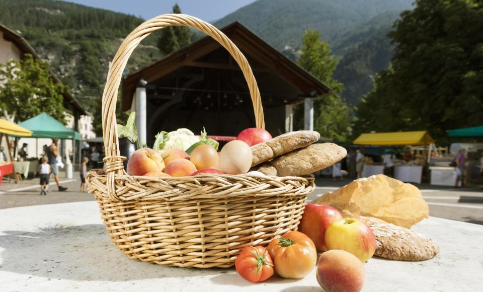 märkte-bauernmarkt-schlanders-lokale-produkte-vinschgau-fb