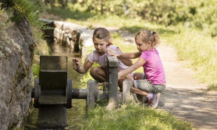 Wandern-Kinder-Latsch-Martell-fb