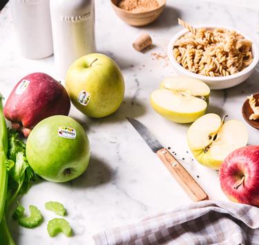 apfel-nudelsalat-insta-was-koche-ich-heute-c-denise-renee-schuster