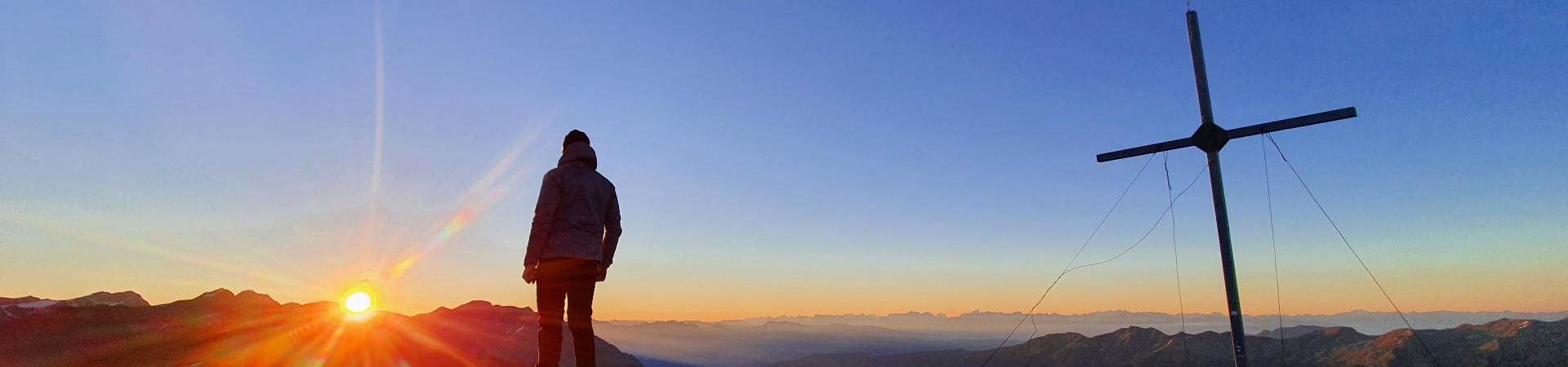 Gipfel-Person-Sonnenuntergang