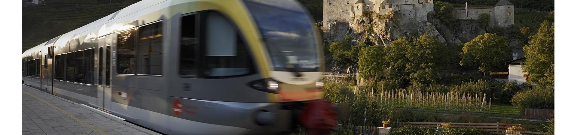 vinschgerbahn-schloss-kastelbell-vinschgau-hh