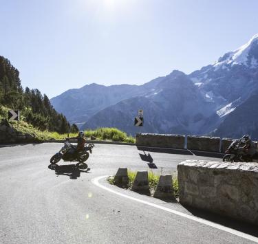 In moto al Passo dello Stelvio