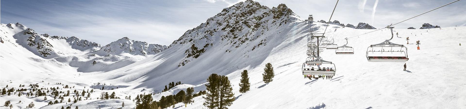 ©-TVB-Tiroler-Oberland-Nauders-Rudi-Wyhlidal-Skifahren-Zirmbahn-2019 (103).jpg