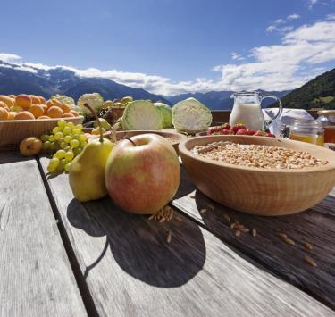 produkte-berggipfel-tisch-vinschgau-fb